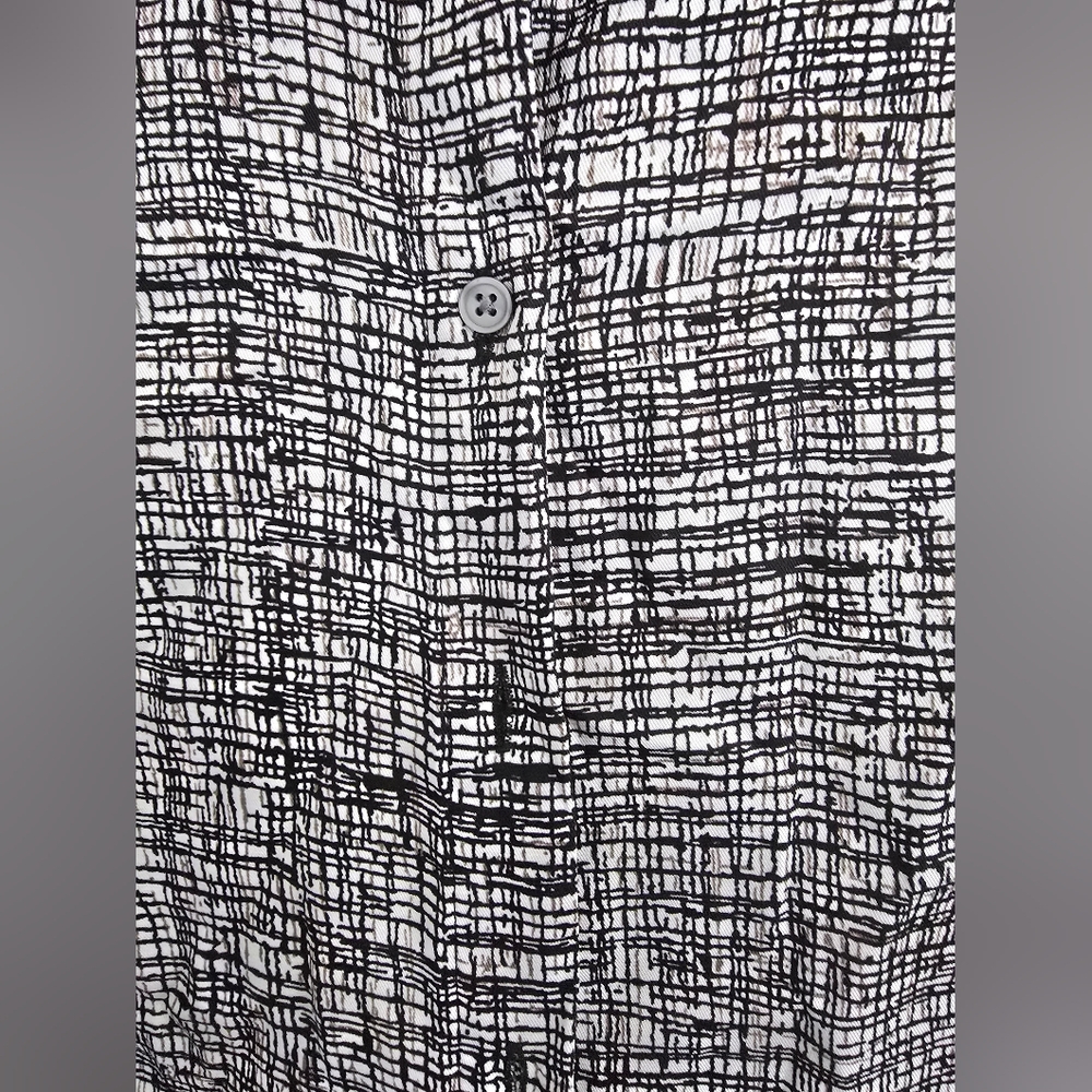 Banana Republic Black & White Abstract Print Button-Up Shirt Size Small - Picture 9 of 12
